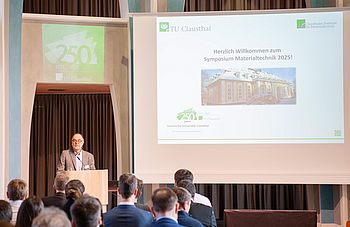 SymposiumMaterialtechnik_04.jpg